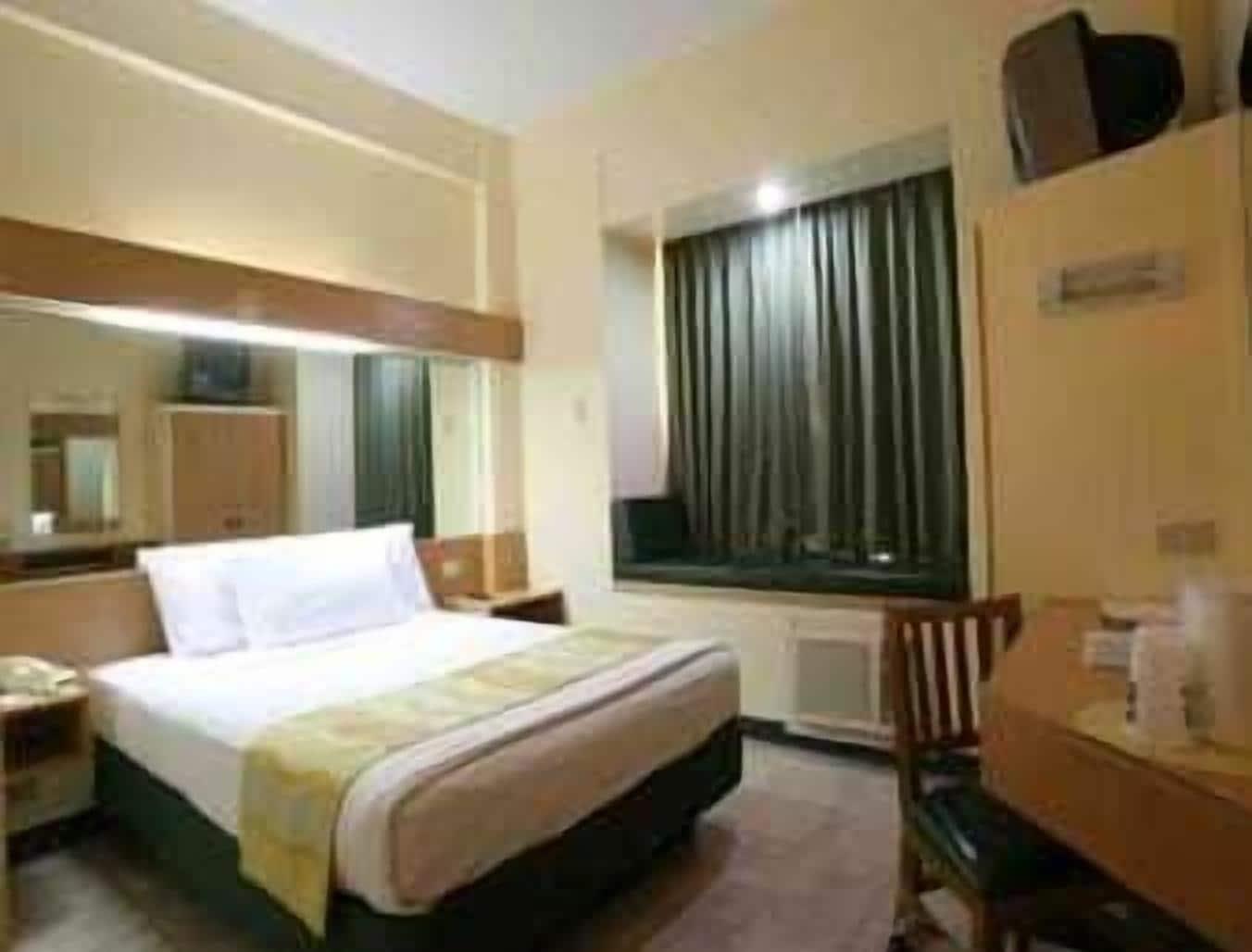 Microtel By Wyndham Tarlac Bagian luar foto