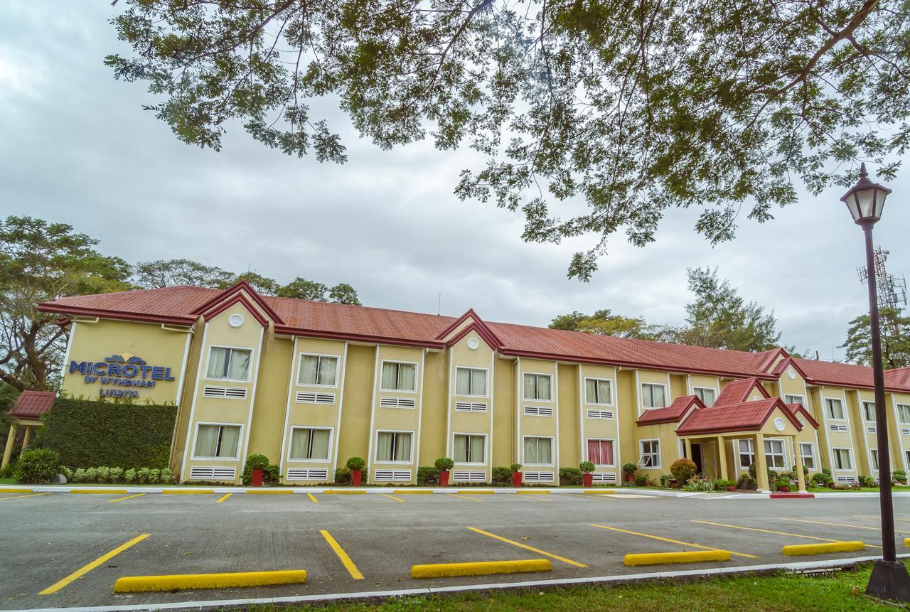 Microtel By Wyndham Tarlac Bagian luar foto